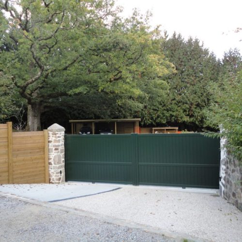 Portail en aluminium coulissant