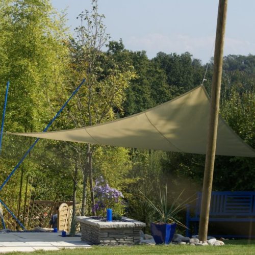 Toile d’ombrage sur terrasse