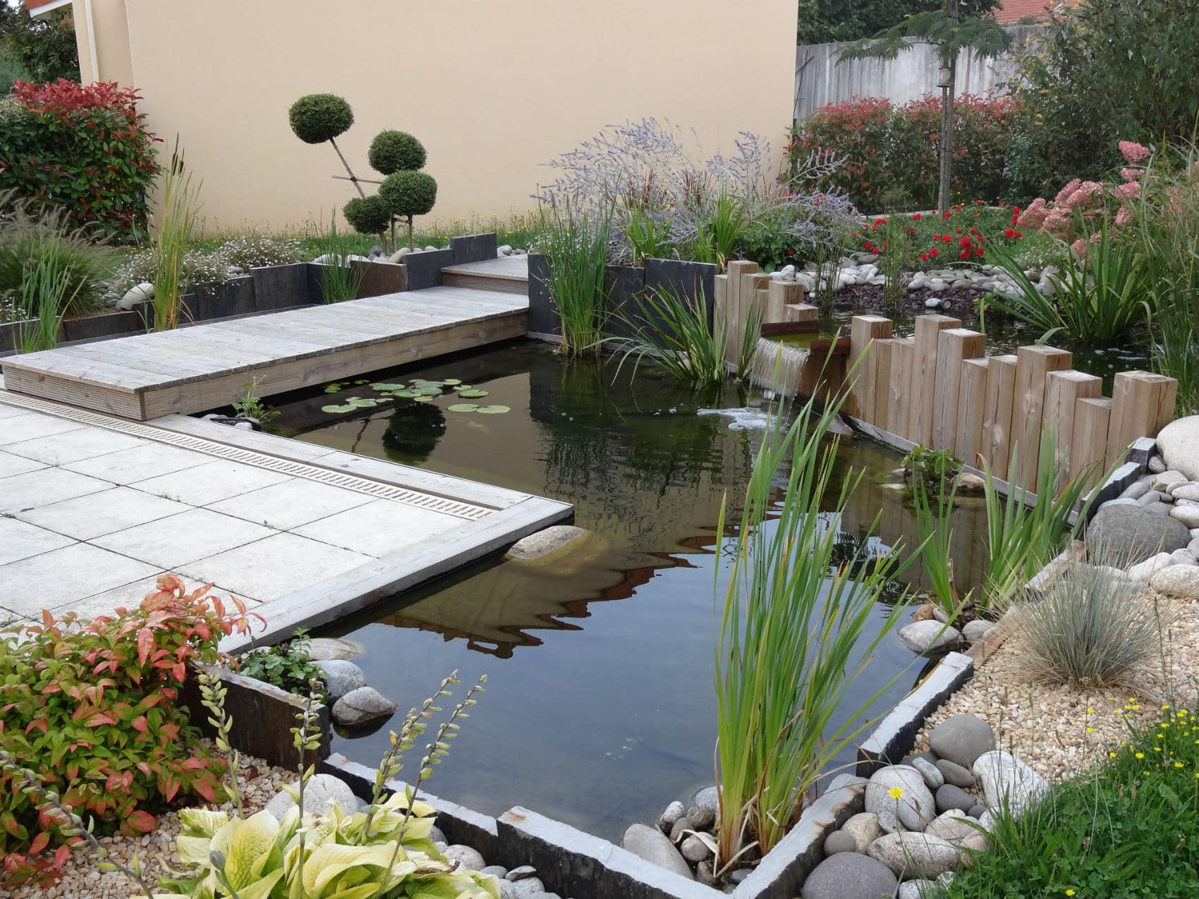 Piscine naturelle et bassin d'agrément  Rebeyrol : aménagement et  entretien des jardins : Rebeyrol : aménagement et entretien des jardins