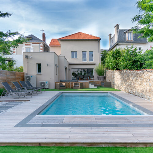 Aménagement tour de piscine bois